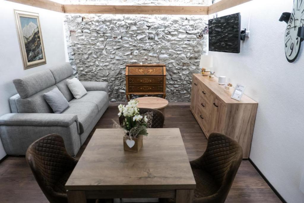 Appartamento Casa Sofia Aosta Esterno foto