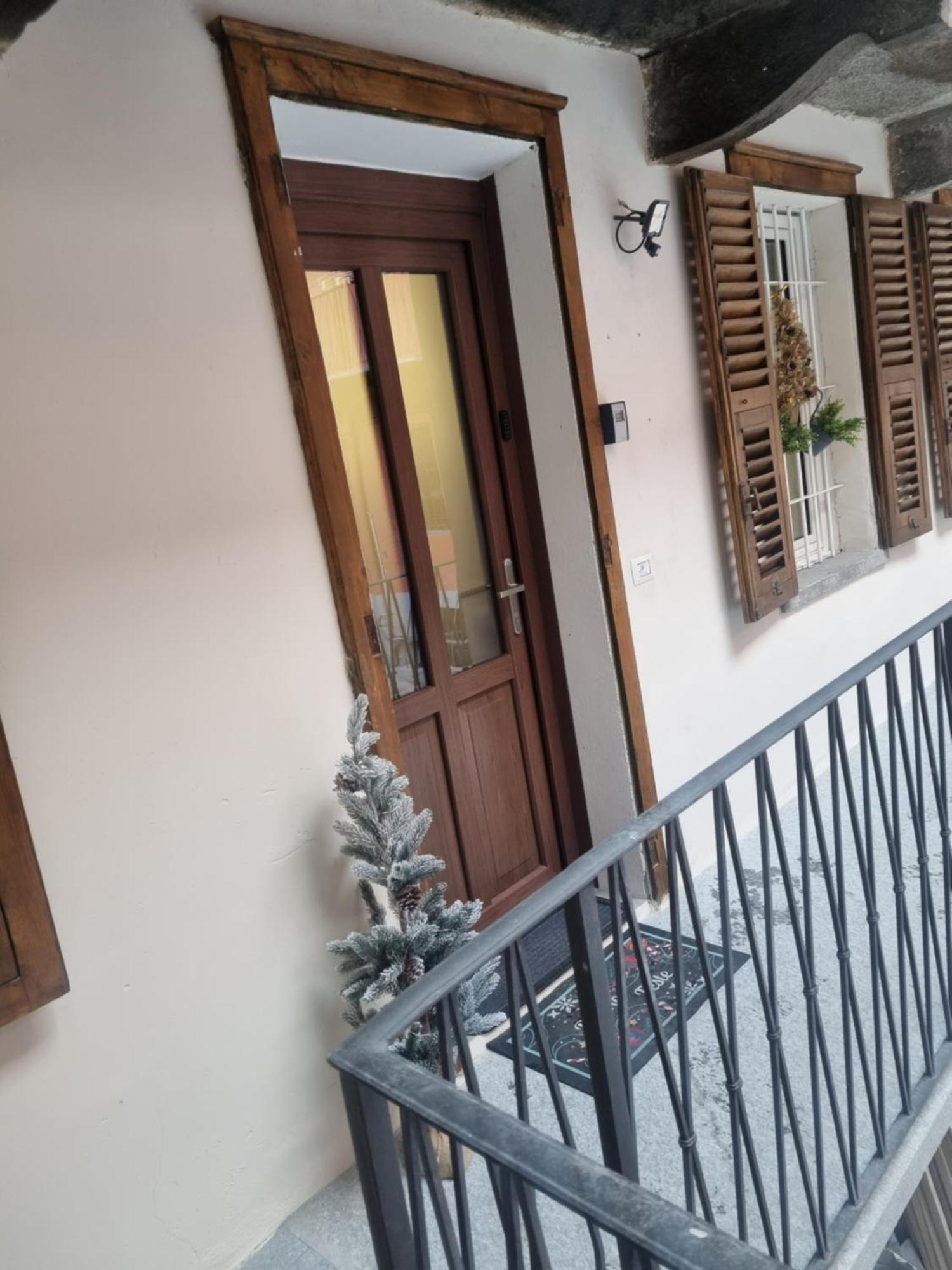 Appartamento Casa Sofia Aosta Esterno foto